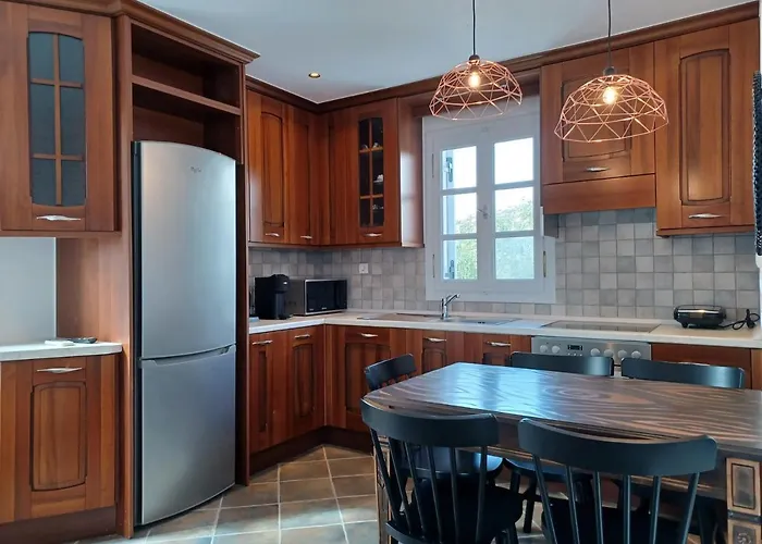 Sea Lilies Aparthotel 4*