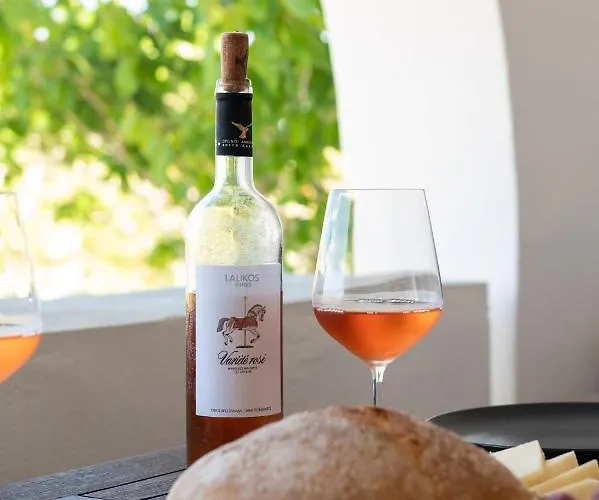 Aparthotel Sea Lilies 4*