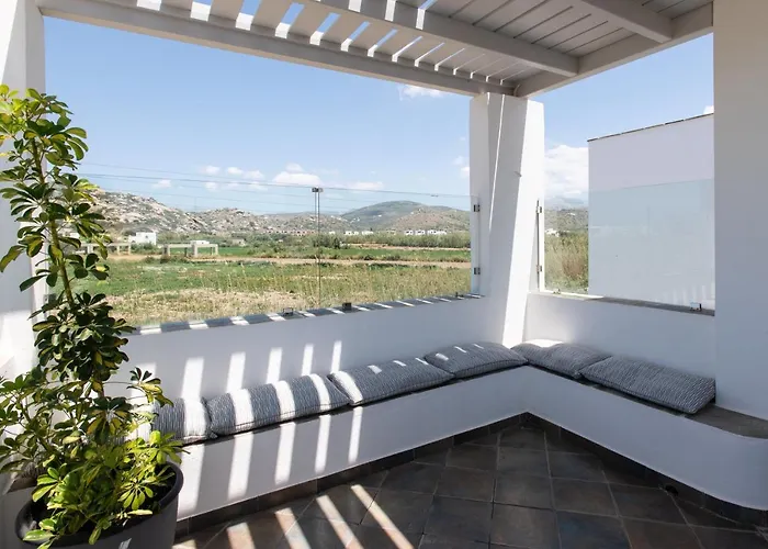 Sea Lilies Aparthotel Pláka