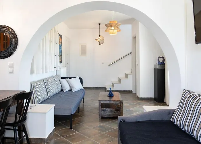 Sea Lilies Aparthotel Pláka