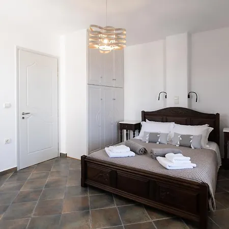 Sea Lilies Apartahotel